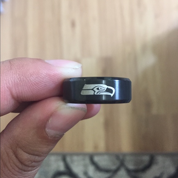 Seattle Seahawks Black Ring - Picture 2 of 5